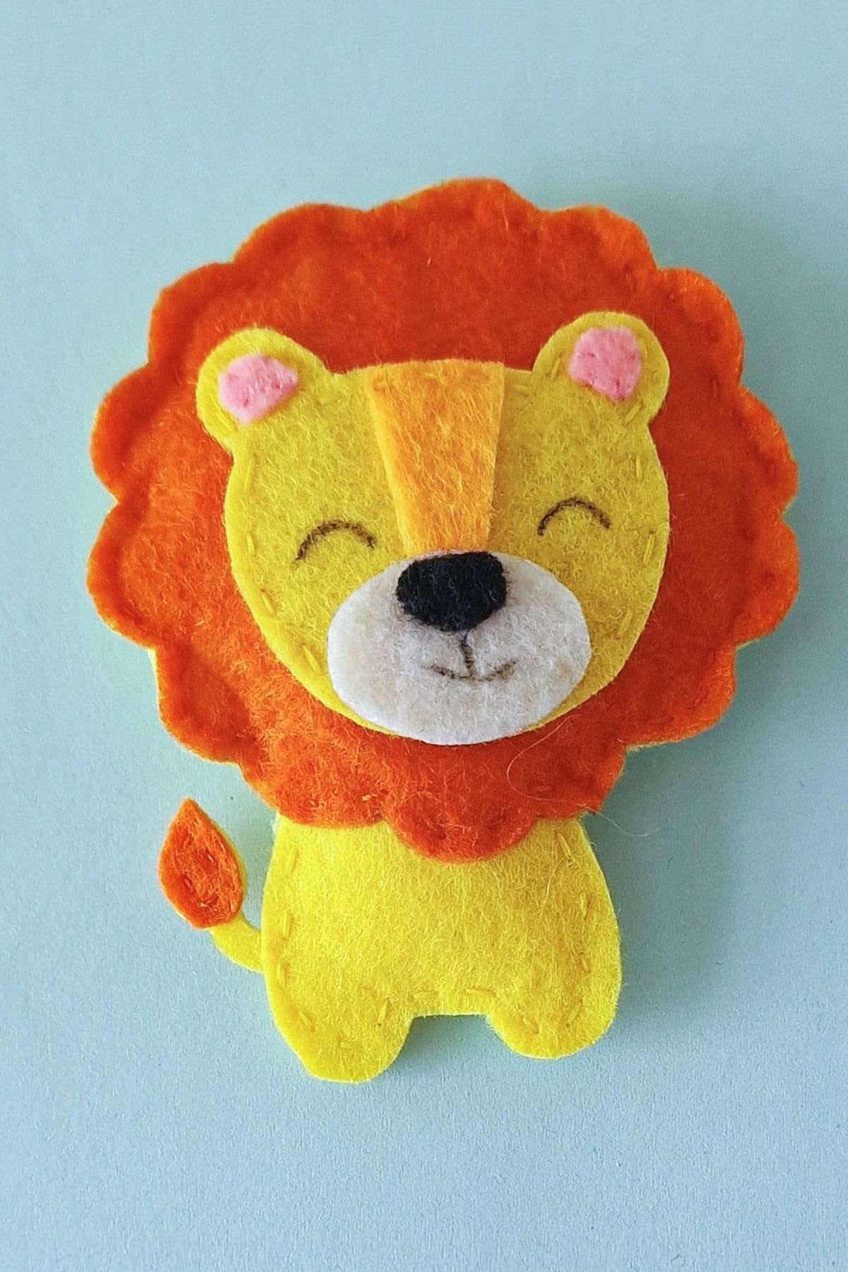 Felt Lion Plush Pattern printable preview