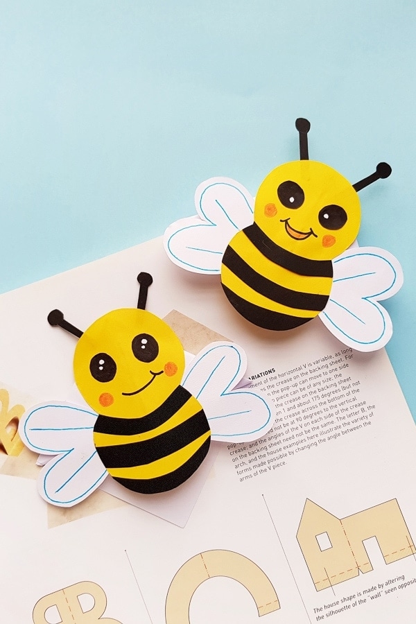 bumble bee bookmark